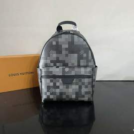 Picture of Louis Vuitton Handbags _SKUfw236875026fw